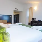 Milenij 4* Makarska