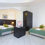 Milenij 4*