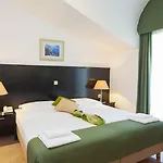 Milenij Otel