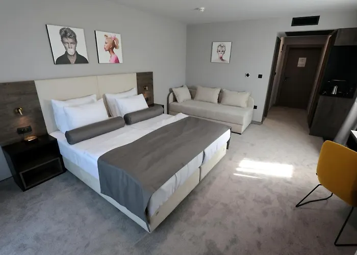 Hotell Milenij Makarska