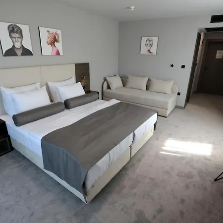 Hotel Milenij Makarska