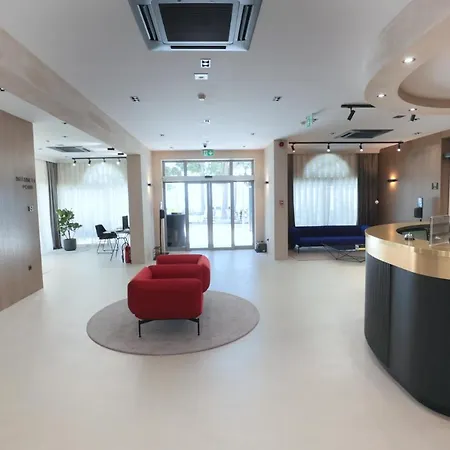 Milenij Hotell 4*