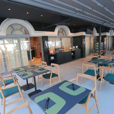 Hotell Milenij 4*