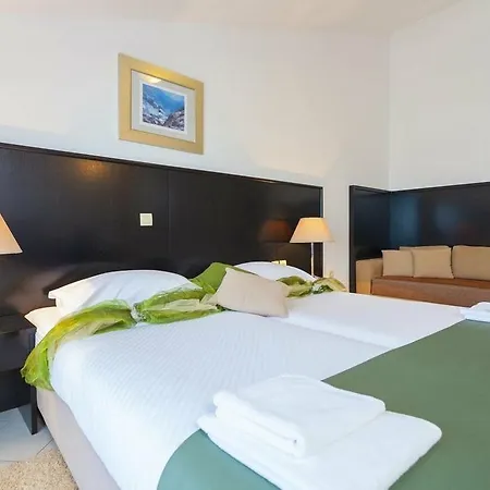 Milenij Hotell 4*