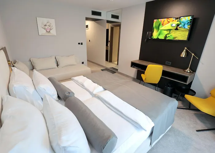 Milenij Otel Makarska