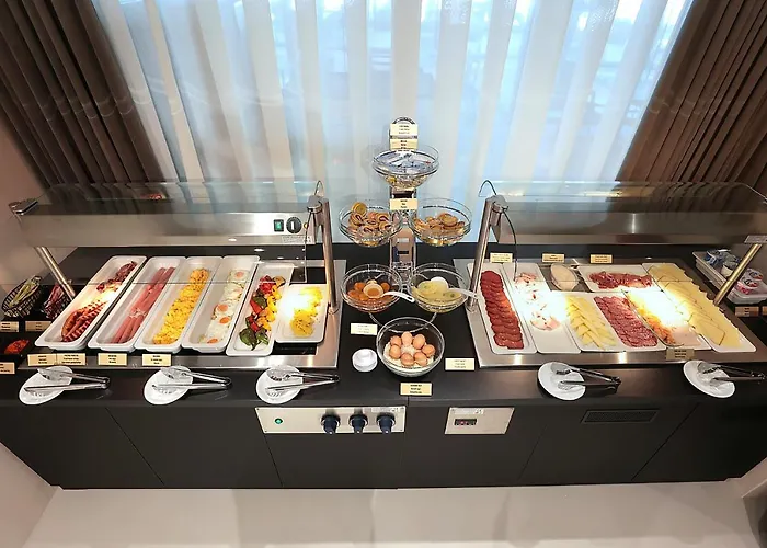 米莱尼耶酒店 4* 马卡尔斯卡