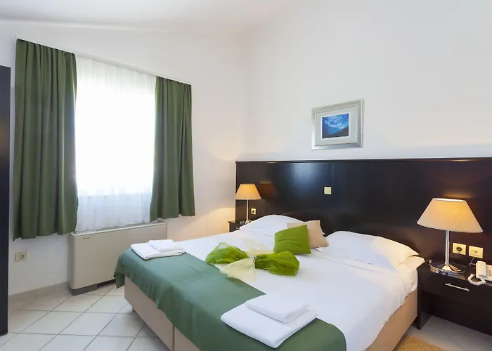 米莱尼耶酒店 马卡尔斯卡